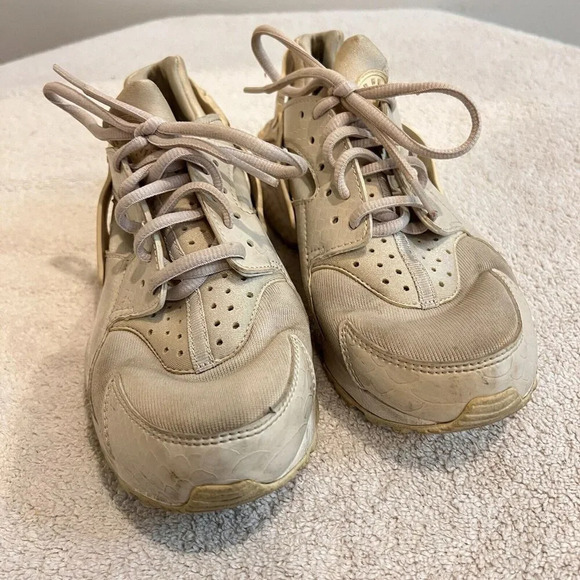 Nike Womens Air Huarache Run 634835-028 White Running Shoes Sneakers 6.5 Eu 37.5 - Picture 4 of 11